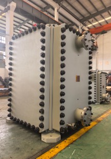 Gran intercambiador de calor de placas soldadas HT-BLOC fabricado por SHPHE para el proyecto de CNOOC